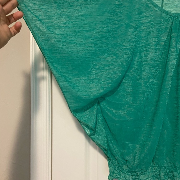 Sheer green shirt - Picture 2 of 5